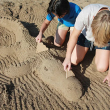 Load image into Gallery viewer, Fun wood sand toys for kids