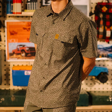 Load image into Gallery viewer, Retro river green and white speckled shirt on a man