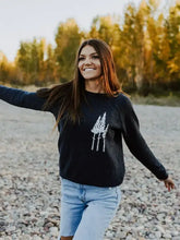 Load image into Gallery viewer, Rustic Three Tree Ladies Pullover- Navy