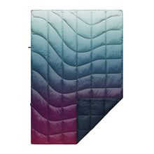 Load image into Gallery viewer, outdoor blanket with blue to pink fade

